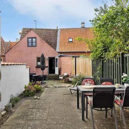 Ae315-marstal-kongensgade-8 *